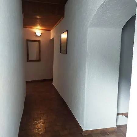 Zur Post Hotel *