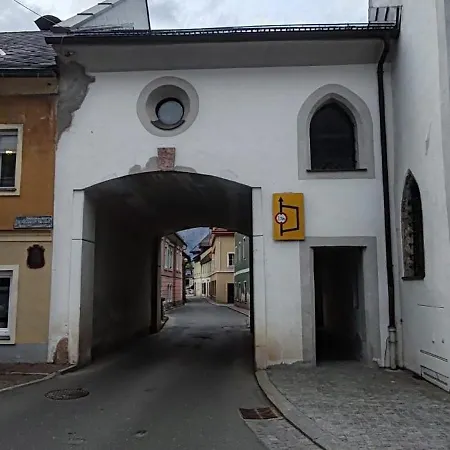 Zur Post Hotel *